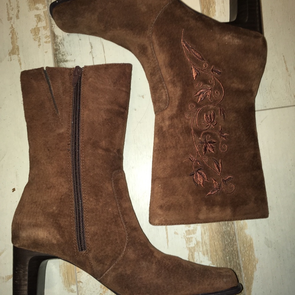 Beautiful Leather Calf High “Lauren “ Boots